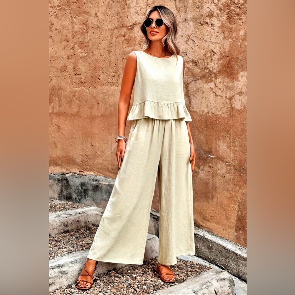 Sleeveless Wide-Leg Set in Cream